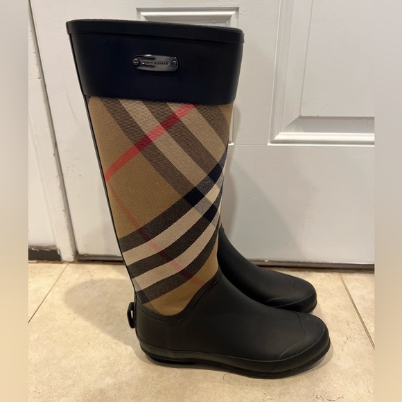 Burberry Rain boots - Picture 7 of 14